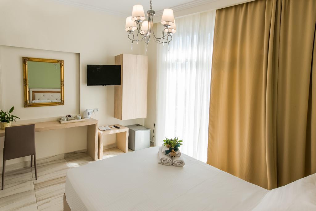 Castello Boutique Rooms Kavála Exterior photo