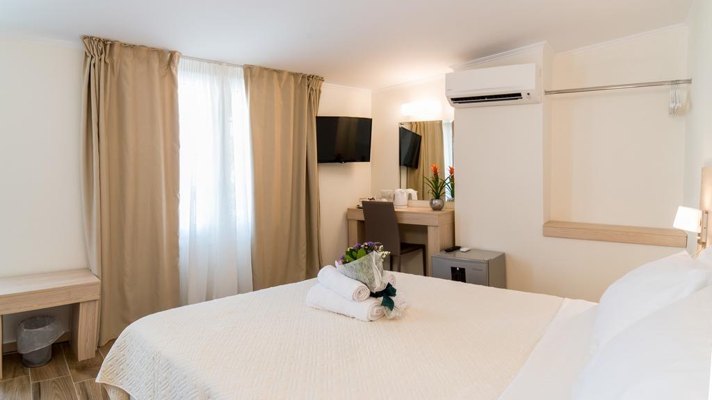 Castello Boutique Rooms Kavála Exterior photo