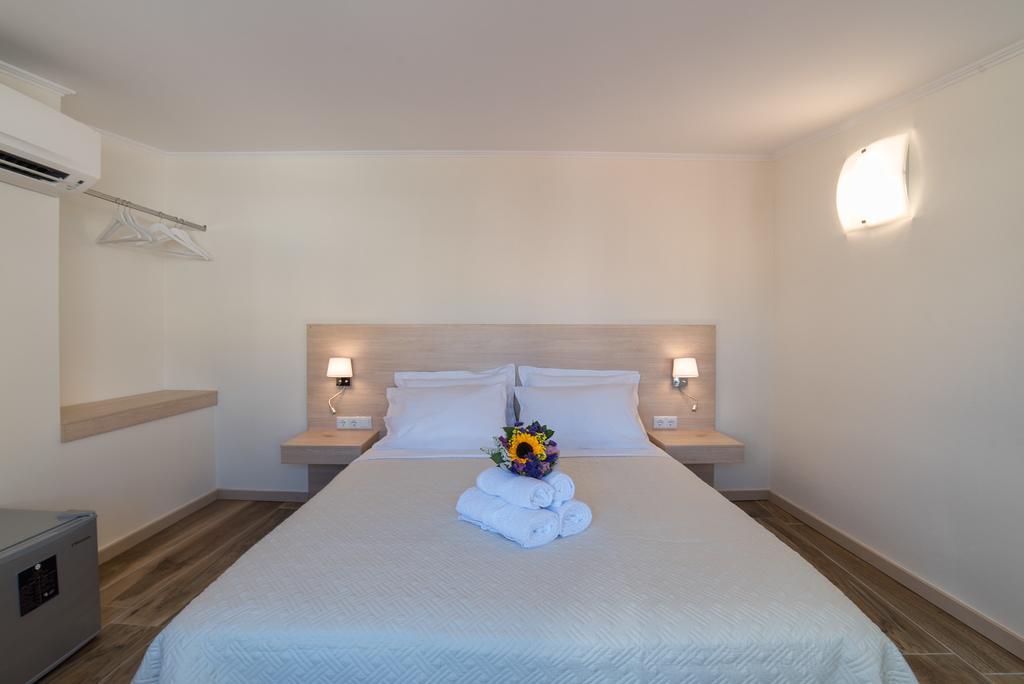 Castello Boutique Rooms Kavála Exterior photo